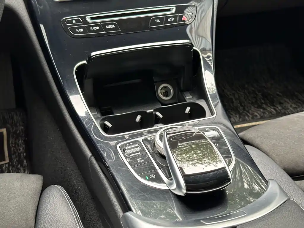 Mercedes-Benz C-Class 2017 — фото 16
