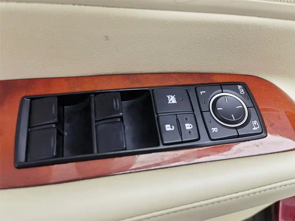 Lexus RX Classic 2012 — фото 9