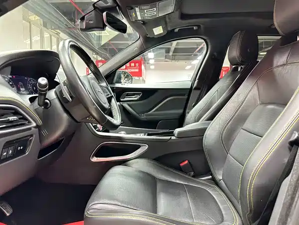 Jaguar F-PACE 2021