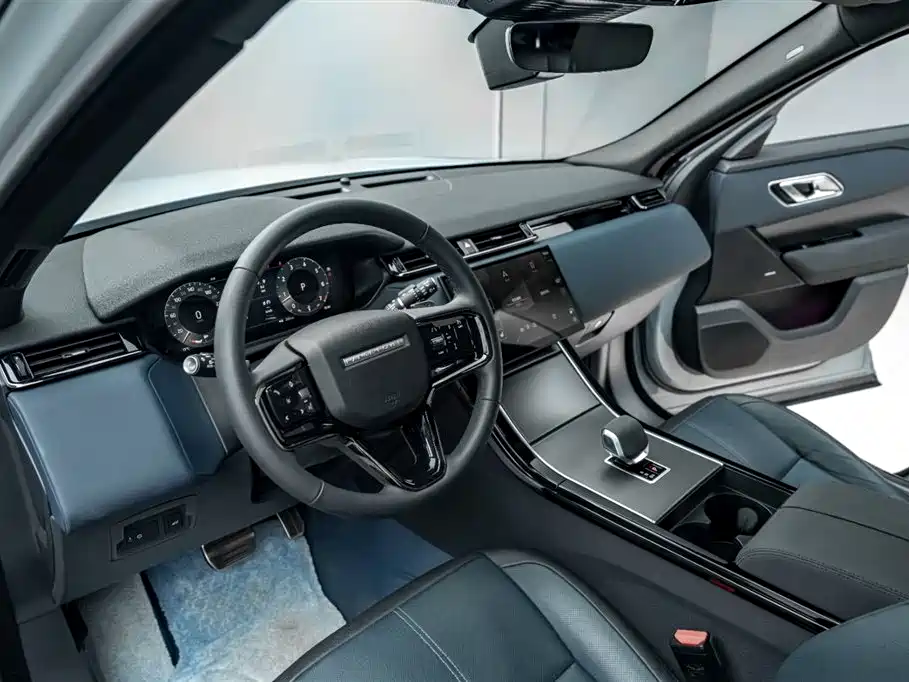 Land Rover Velar 2024 — фото 16