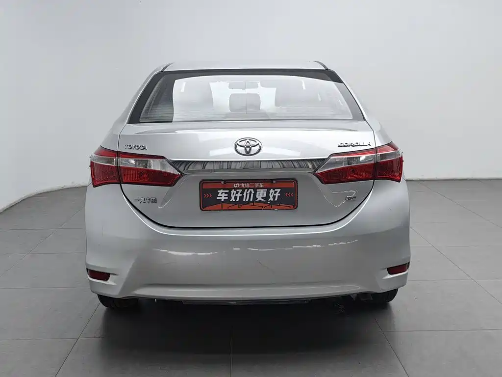 Toyota Corolla 2015 — фото 4