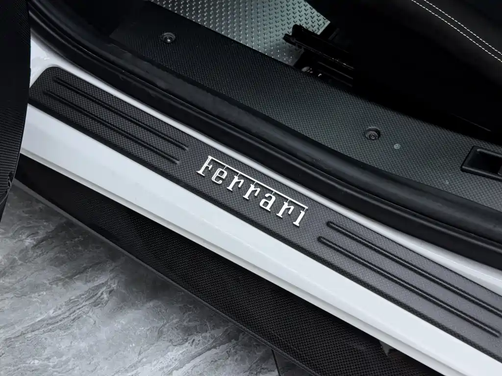 Ferrari 488 2016 — фото 18