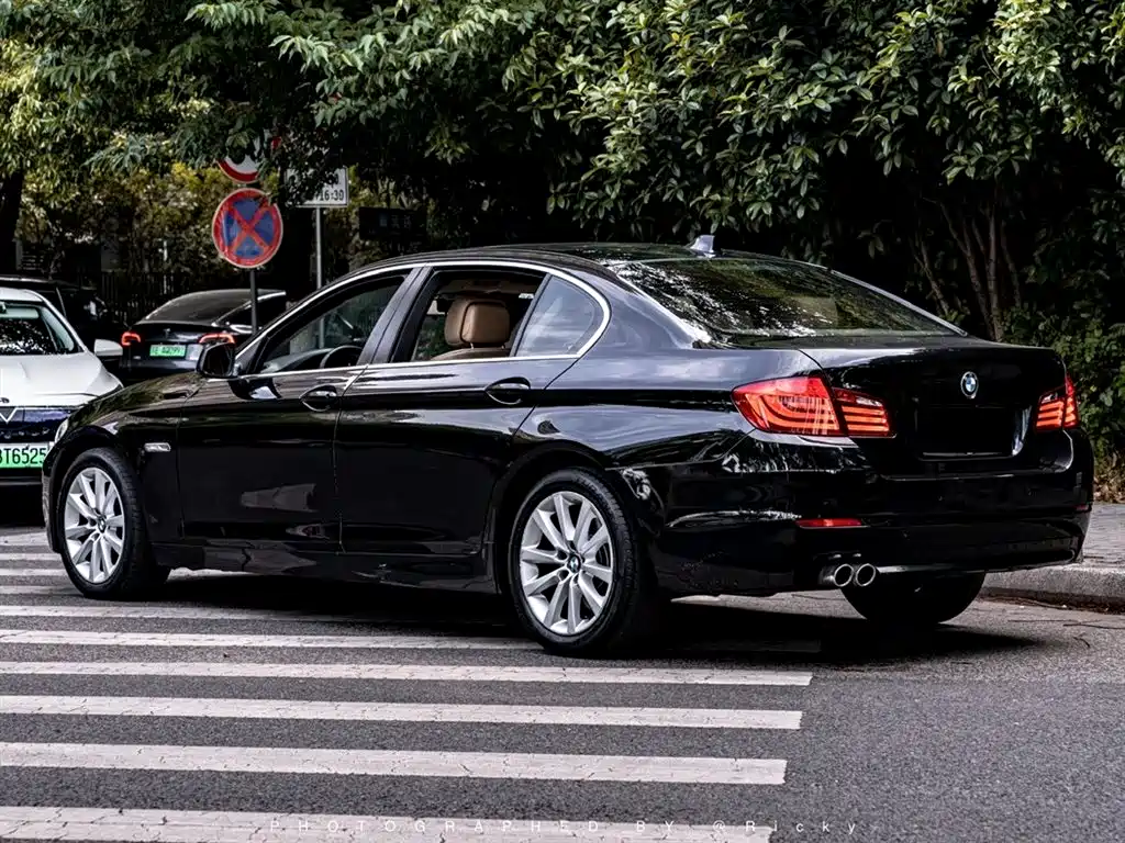 BMW 5 Series 2013 — фото 11