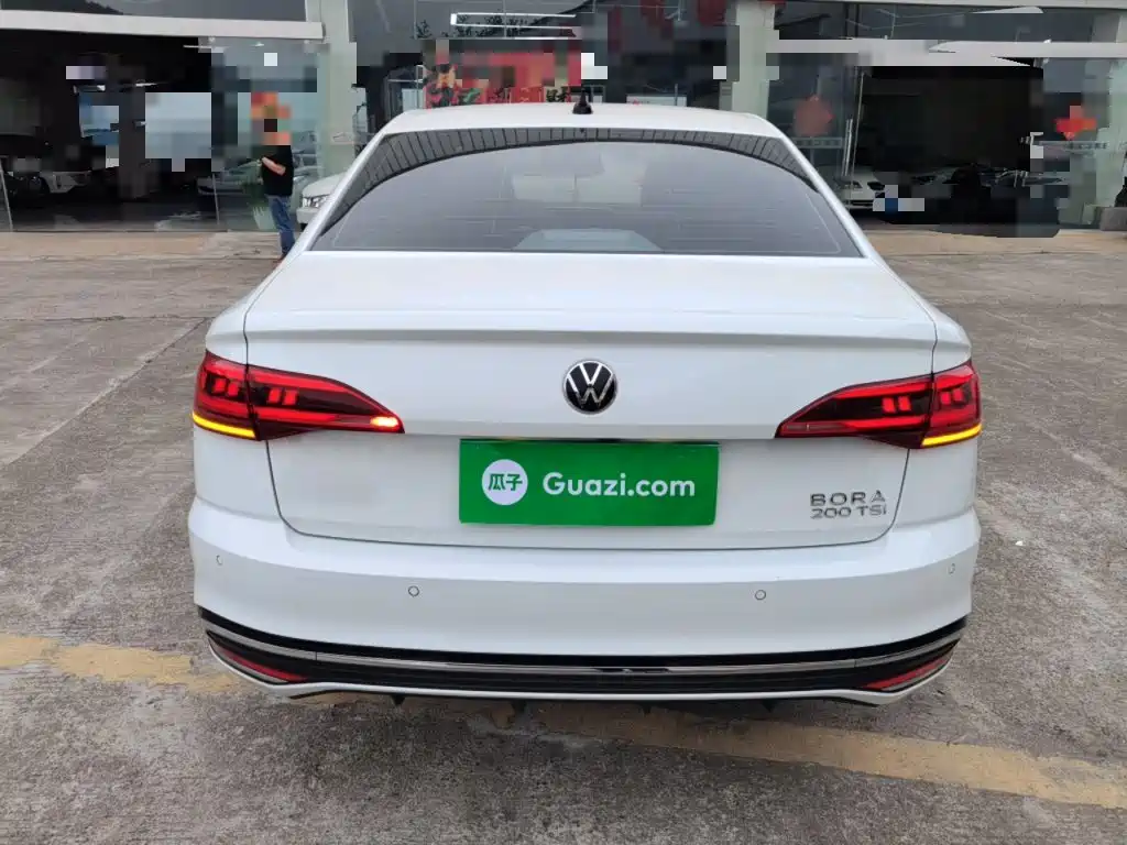 Volkswagen Bora 2023