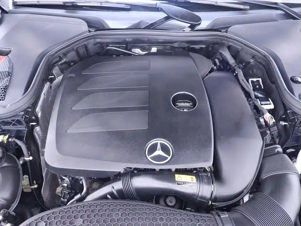 Mercedes-Benz E-Class 2021 — фото 24