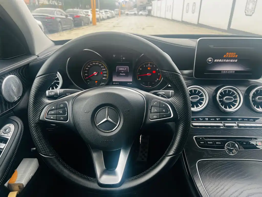 Mercedes-Benz C-Class 2016 — фото 14