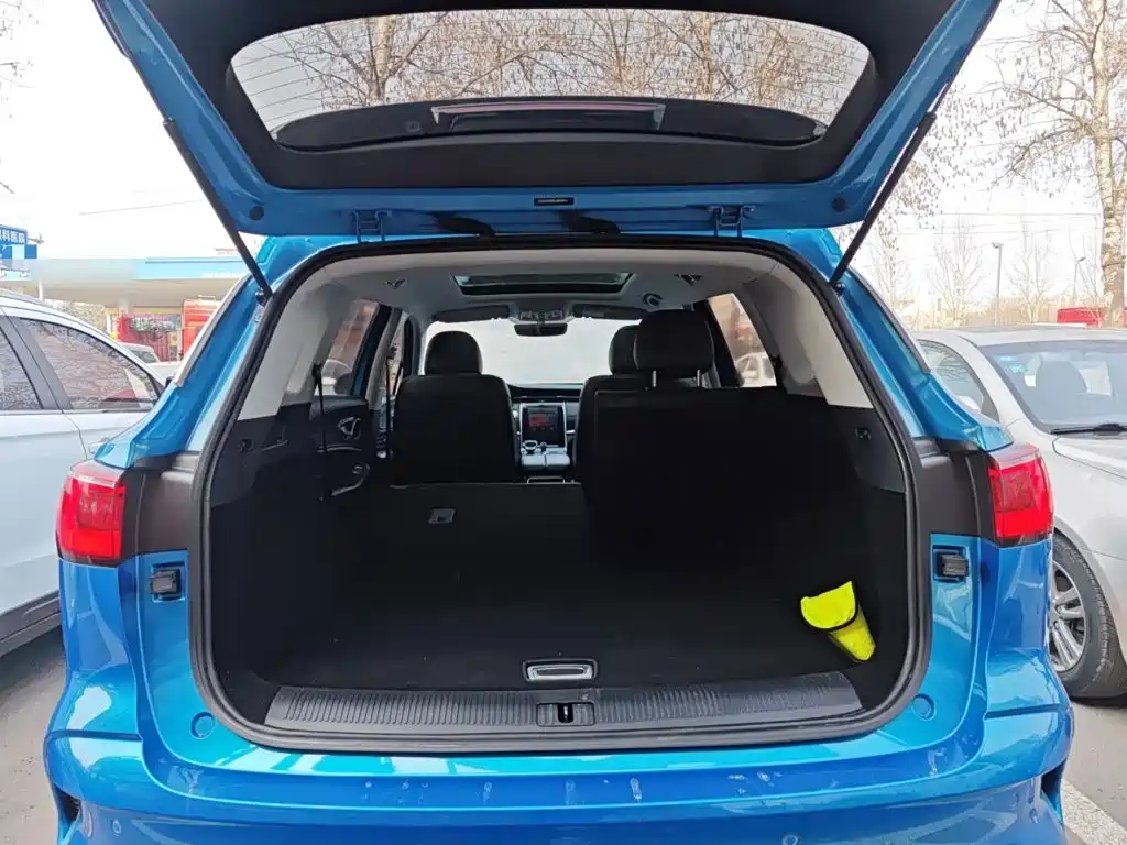 Roewe RX5 MAX 2021 — фото 15