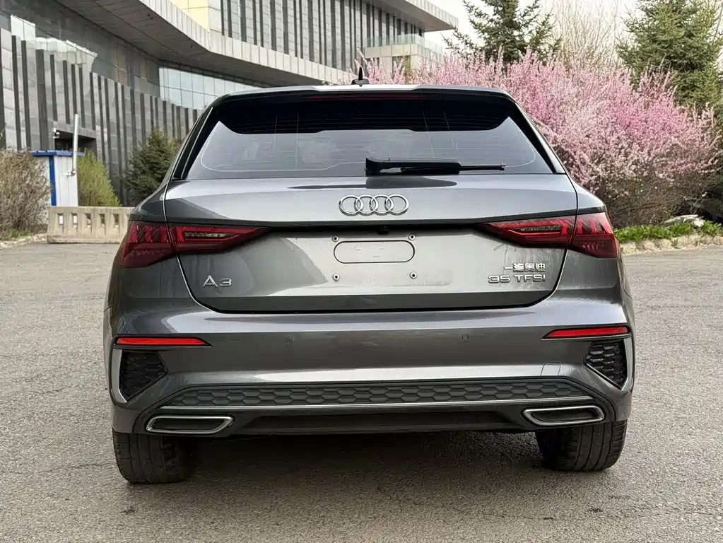 Audi A3 2023 — фото 22