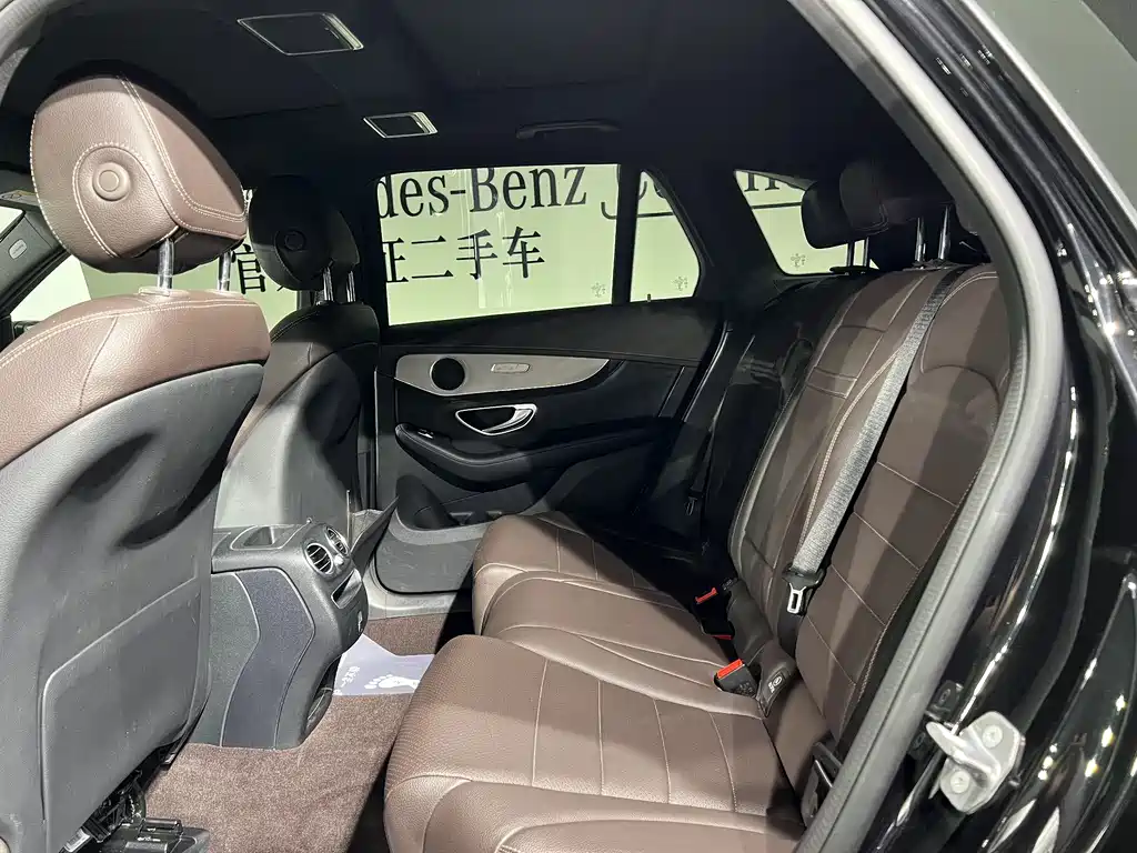 Mercedes-Benz GLC 2020 — фото 11