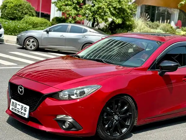 Mazda 3 Axela 2014