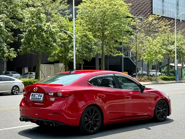 Mazda 3 Axela 2014