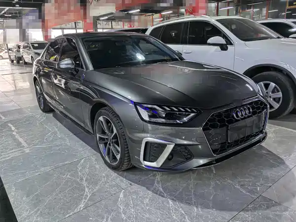 Audi A4L 2022