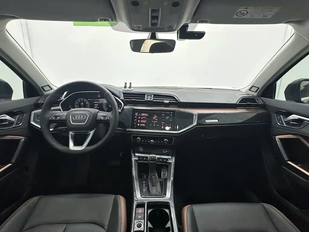 Audi Q3 2023 — фото 10