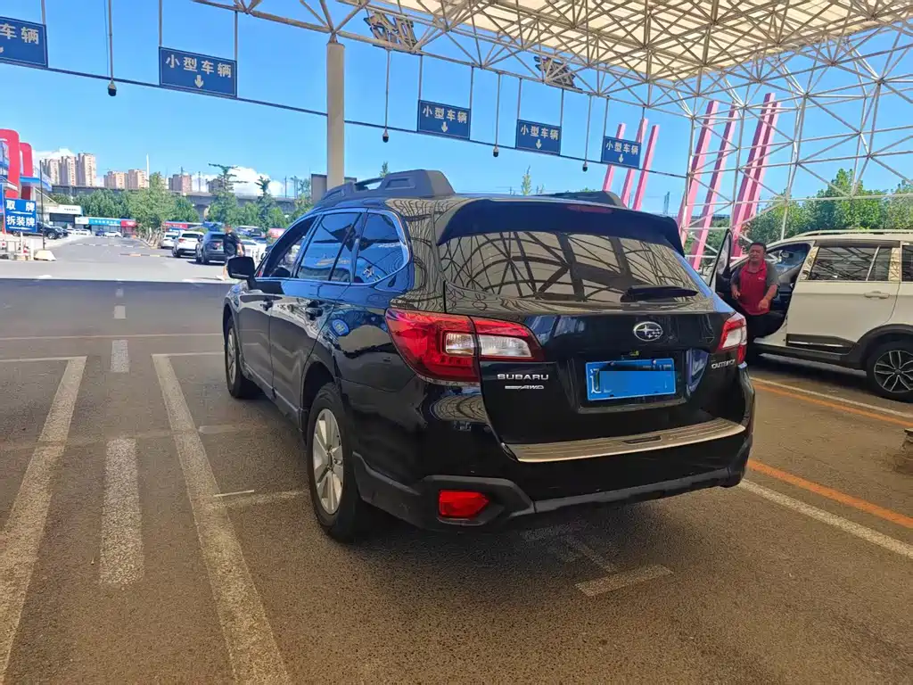 Subaru Outback 2015 — фото 3