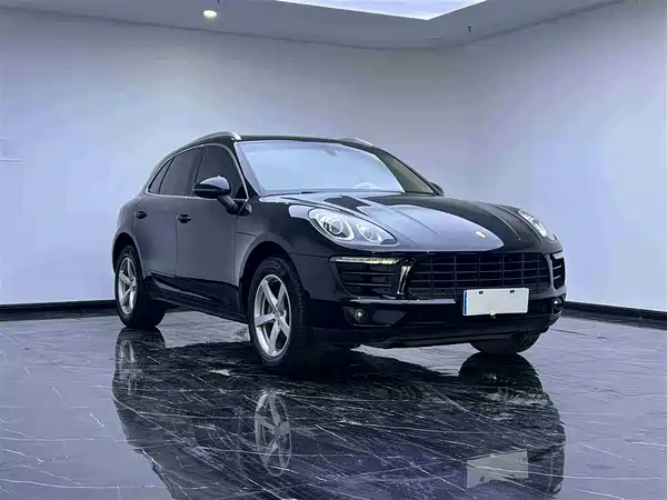 Porsche Macan 2016