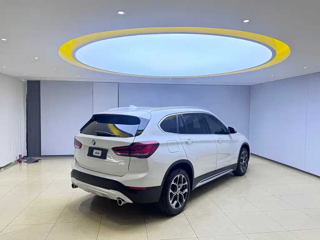 BMW X1 2022 — фото 6