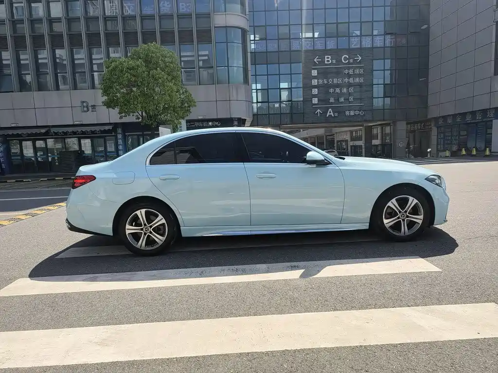 Mercedes-Benz C-Class 2022 — фото 6