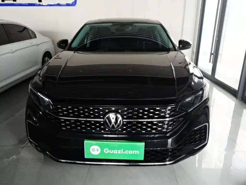 Volkswagen Passat 2023