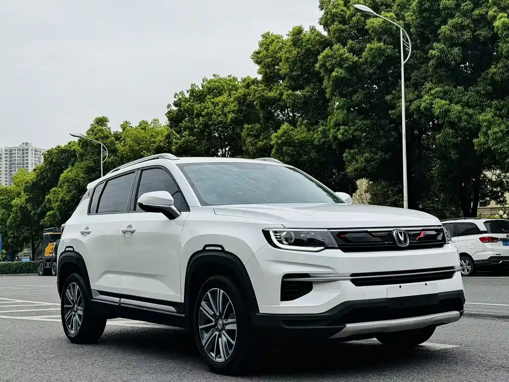 Changan CS35PLUS 2020 — фото 2