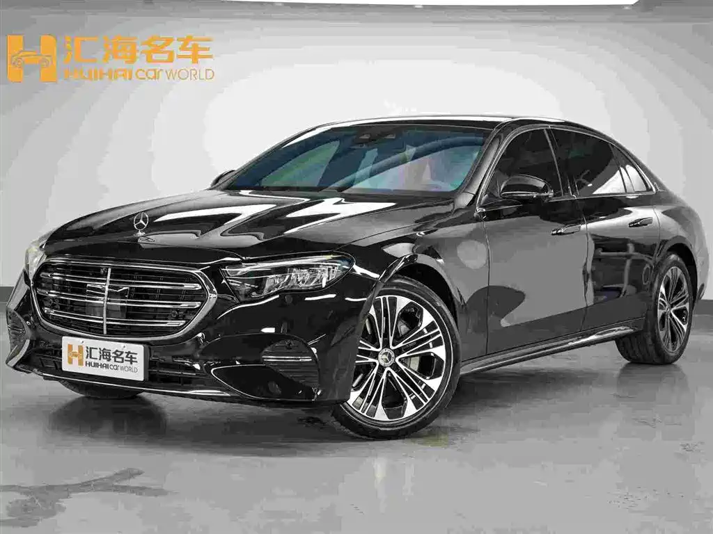 Mercedes-Benz E-Class 2025 — фото 1