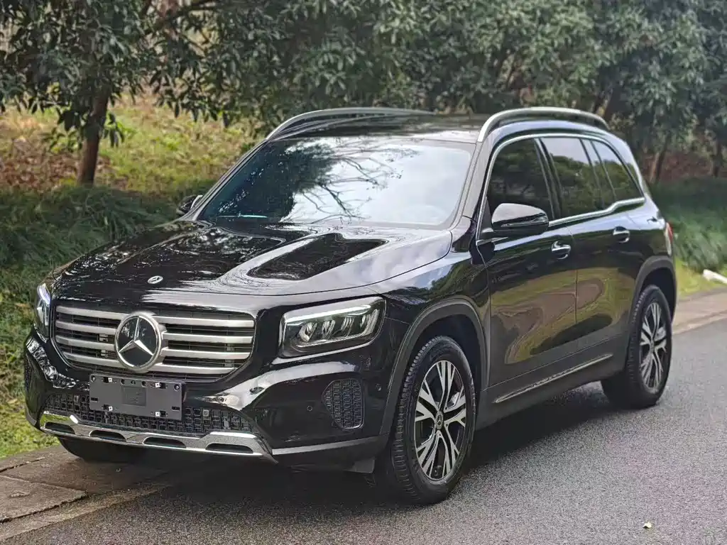 Mercedes-Benz GLB 2025