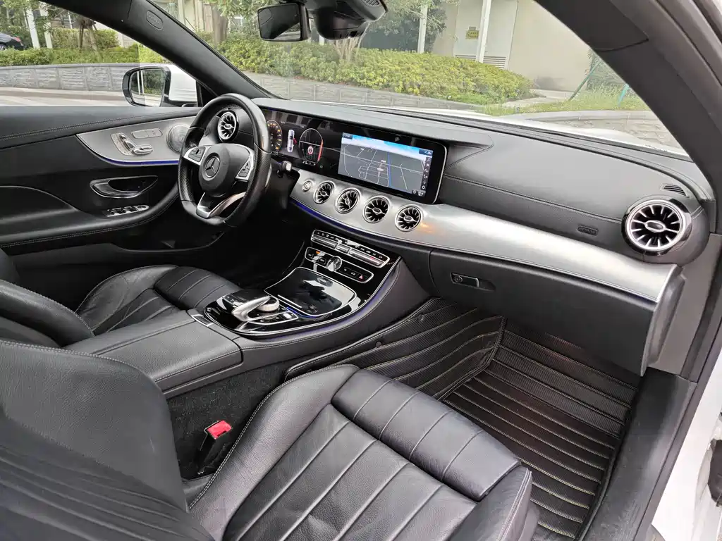 Mercedes-Benz E-Class 2017 — фото 11