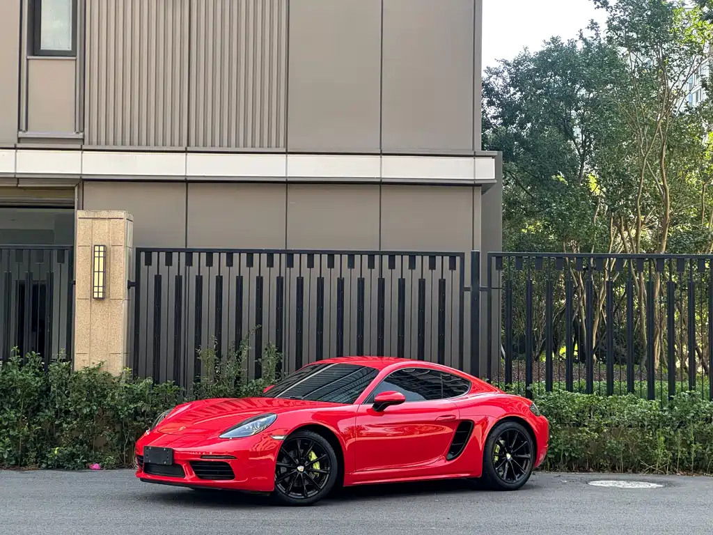 Porsche 718 2017 — фото 1
