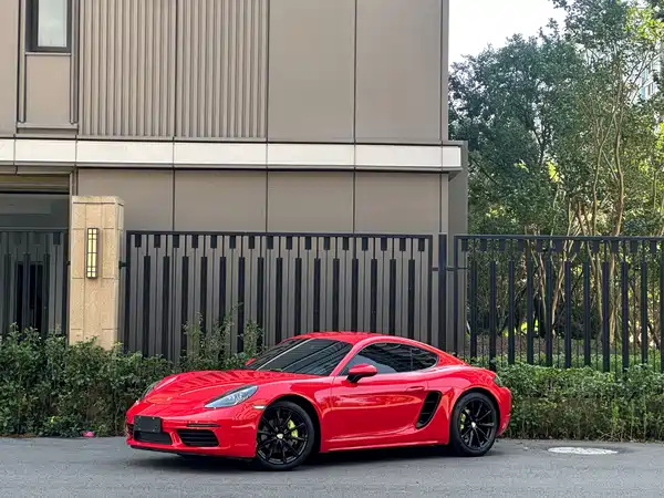 Porsche 718 2017