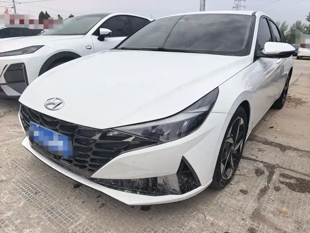 Hyundai Elantra 2021