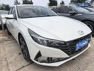 Hyundai Elantra 2021