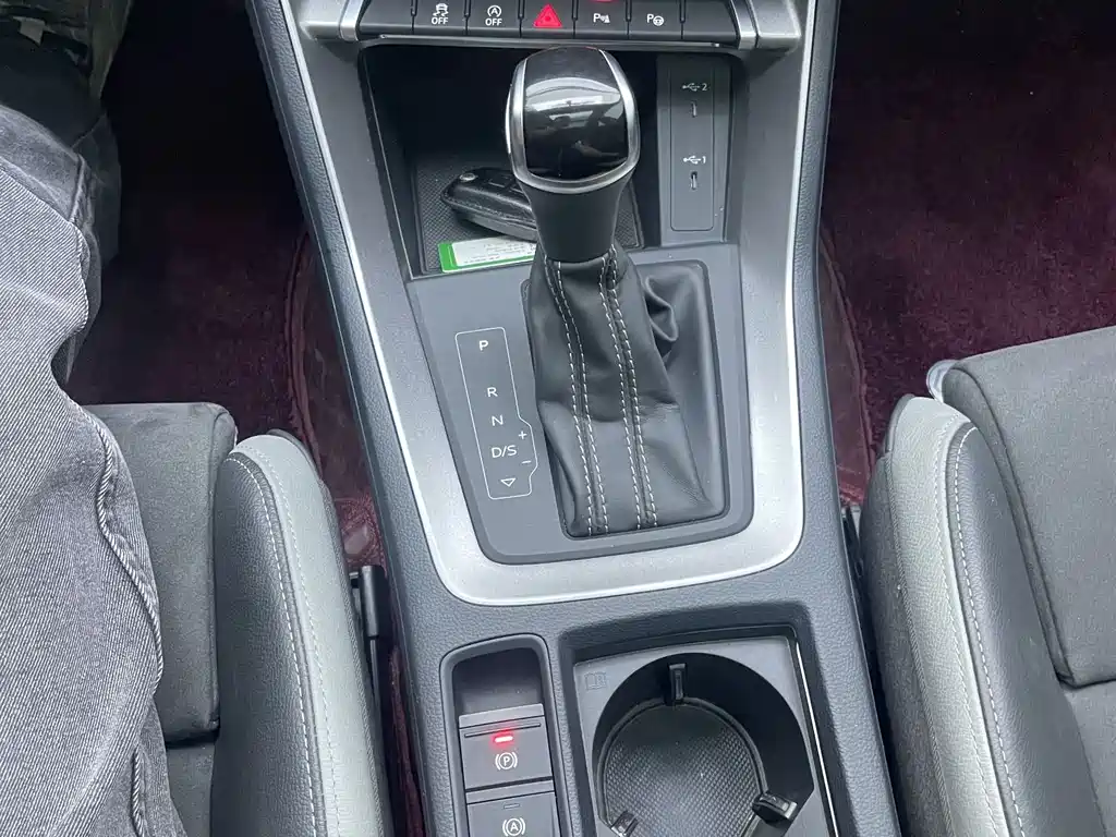 Audi Q3 2022 — фото 16