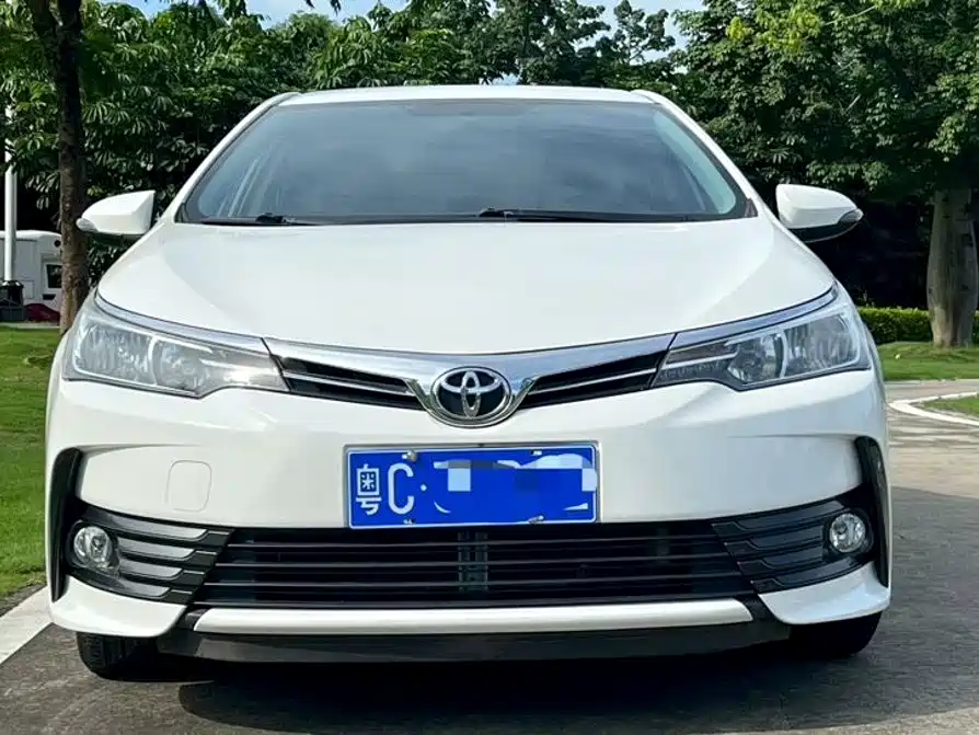 Toyota Corolla 2019 — фото 2