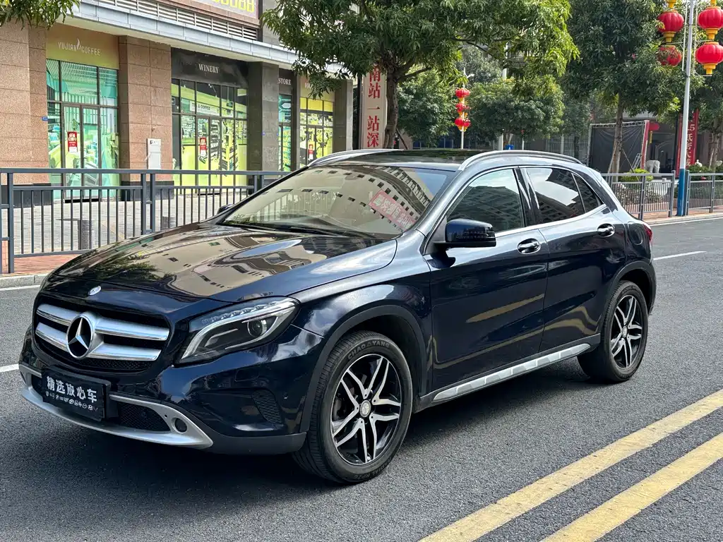 Mercedes-Benz GLA 2015 — фото 1