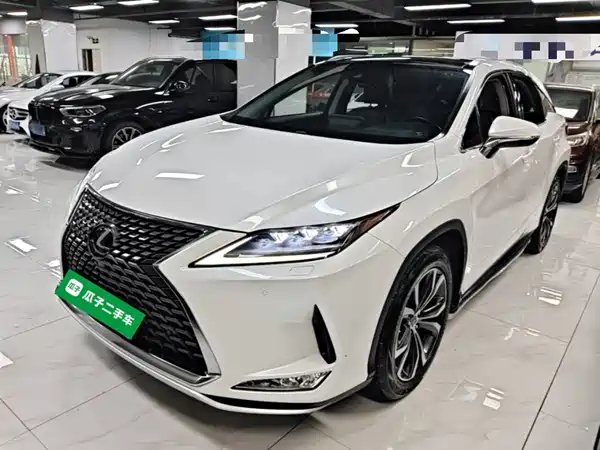 Lexus RX 2020