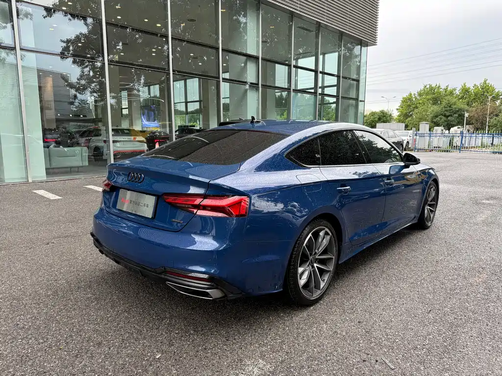Audi A5 2023 — фото 18