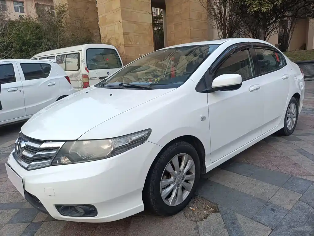 Honda City Classic 2013 — фото 1