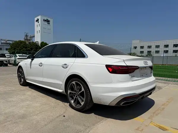 Audi A4L 2024