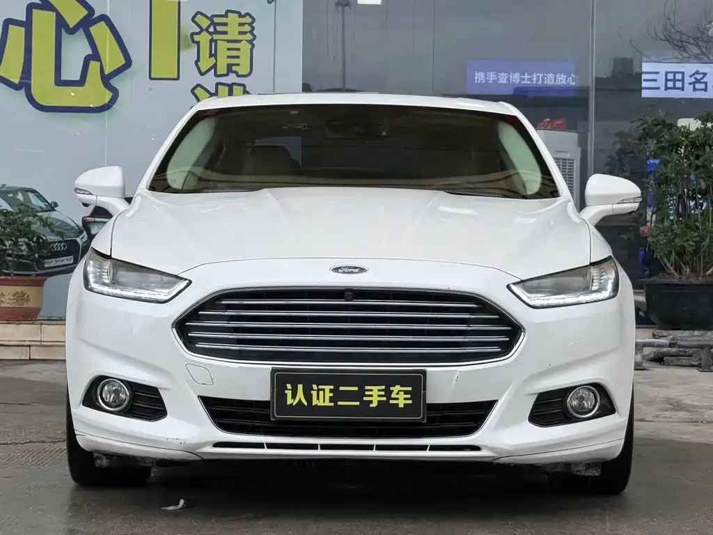 Ford Mondeo 2015 — фото 2