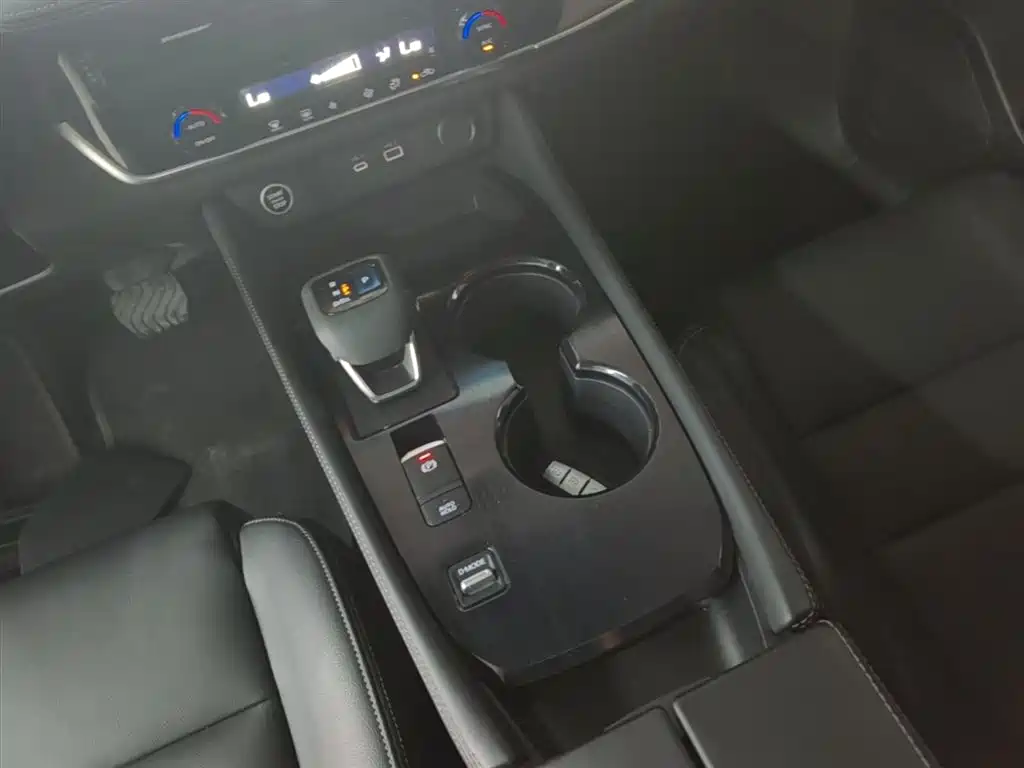Nissan X-Trail 2022 — фото 14