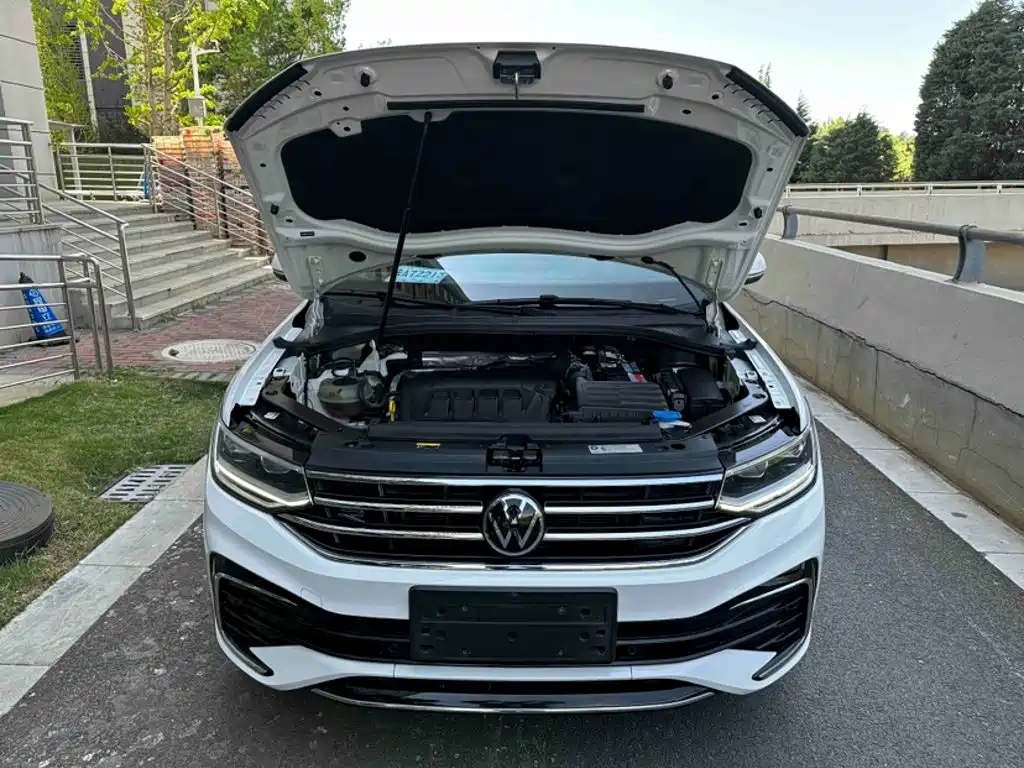 Volkswagen Tiguan L 2022 — фото 4