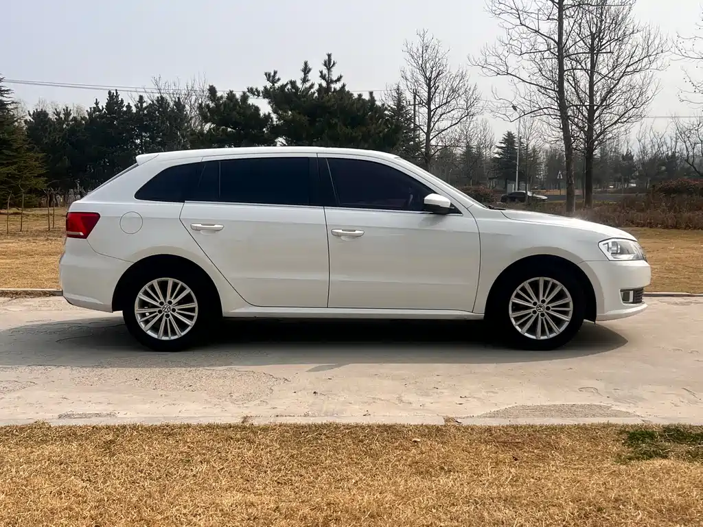 Volkswagen Gran Lavida 2015 — фото 13