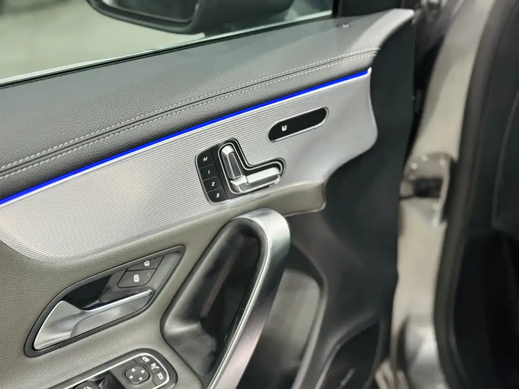 Mercedes-Benz A-Class AMG 2020 — фото 17