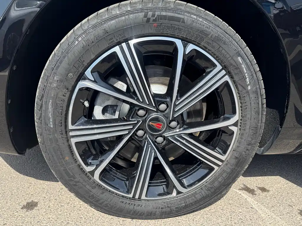 Hongqi H5 PHEV 2025 — фото 20