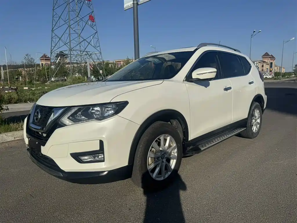 Nissan X-Trail 2018 — фото 2