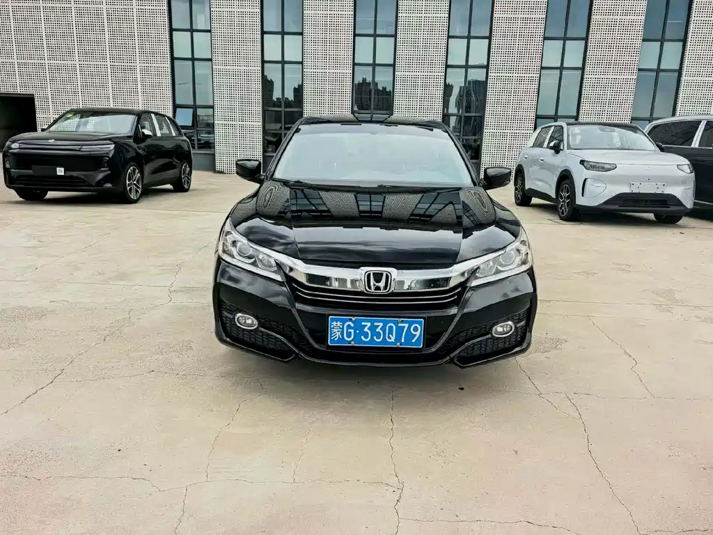 Honda Accord 2017 — фото 2