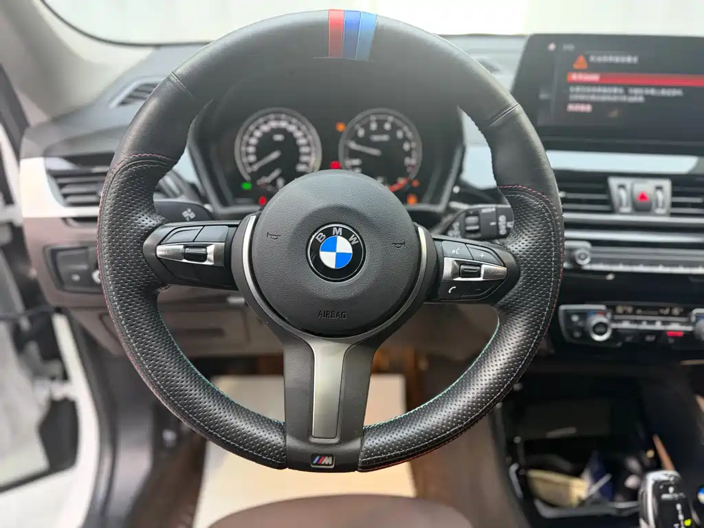 BMW X1 2021 — фото 9