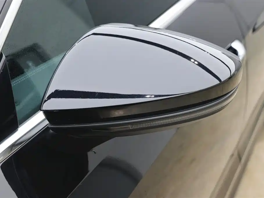 Audi A7L 2022 — фото 25