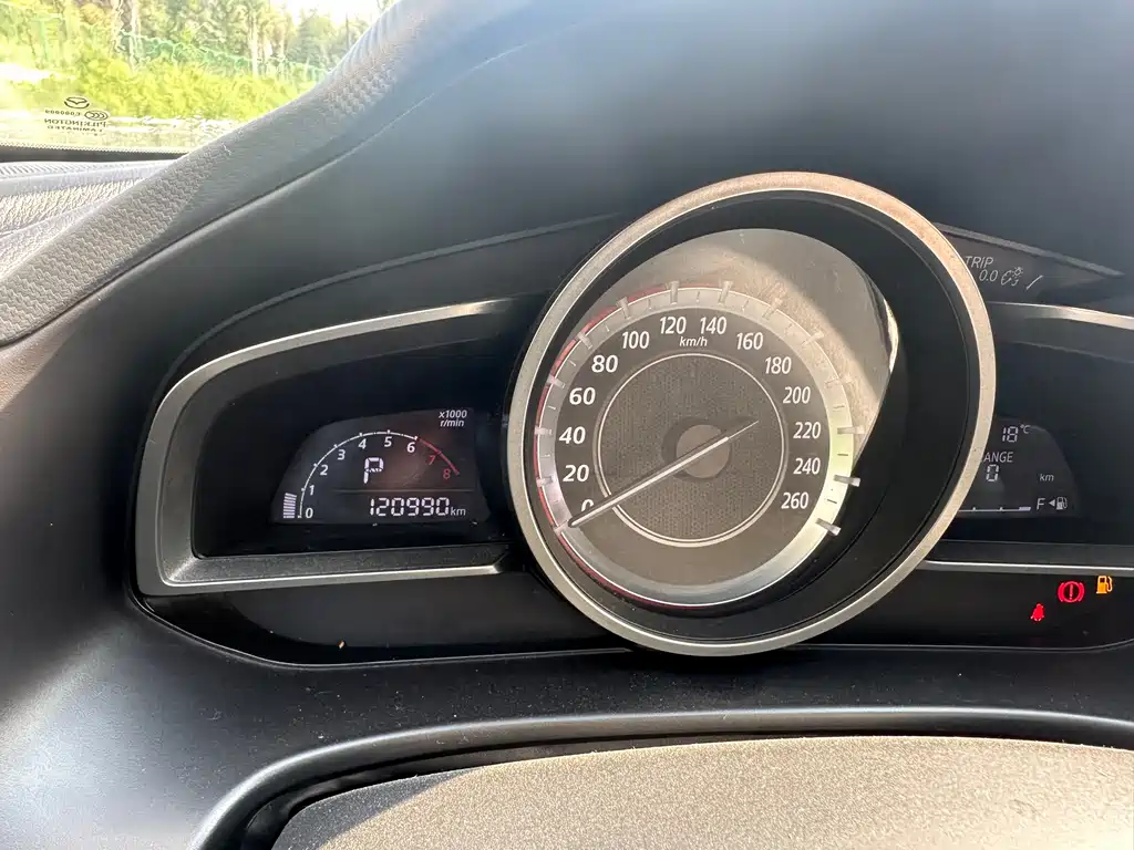 Mazda 3 Angkesela 2016 — фото 11