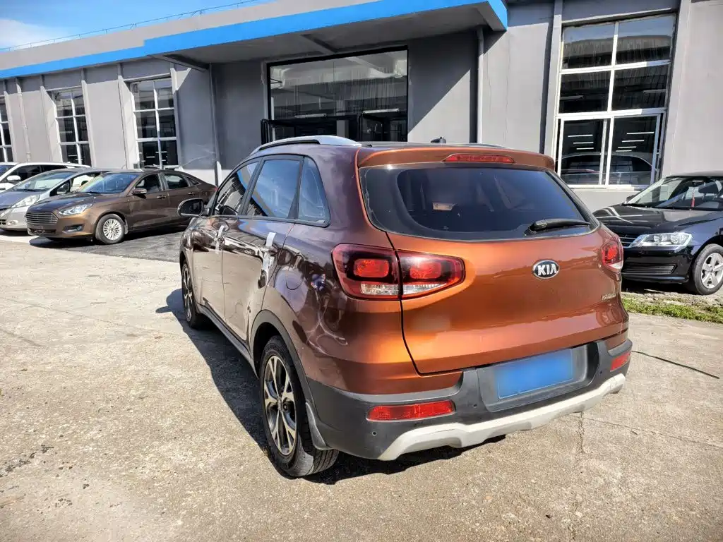 Kia KX3 2017 — фото 11