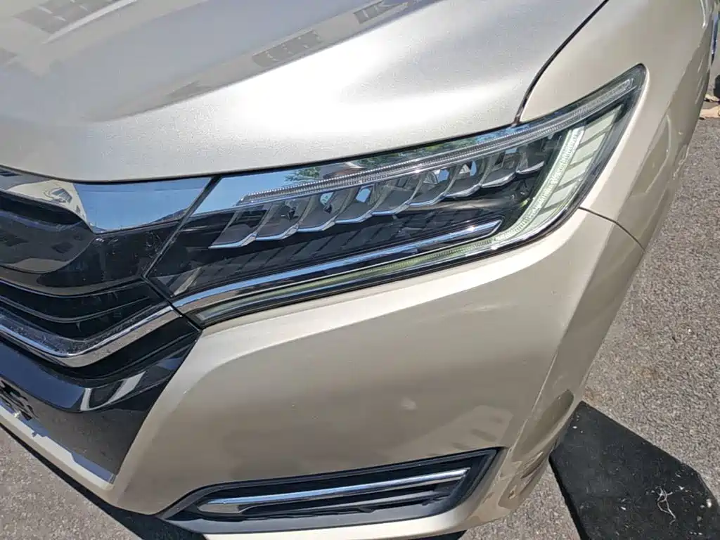 Honda UR-V 2017 — фото 24